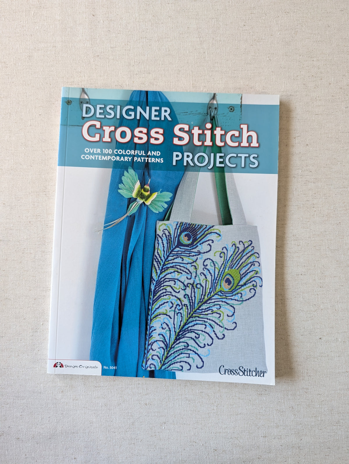 Designer Cross Stitch Projects : Over 100 Colorful and Contemporary Patterns
